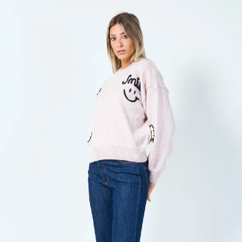 tailored wool knit pullover sweater -Cheerful smiley sweater with daisy details wholesale