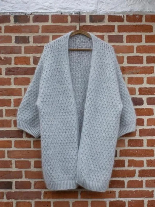 durable outdoor cardigan -Cardi Cocoon by Anne Ventzel, No 20 + Silk mohair yarn kit (ex pattern)